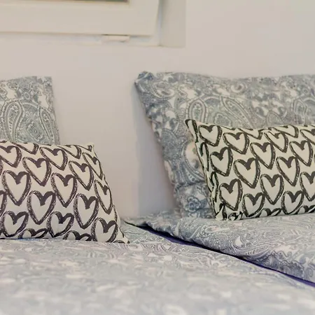 Sera's Place In My Lovely Lägenhet Budapest