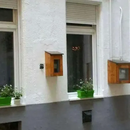 Sera's Place In My Lovely Lägenhet