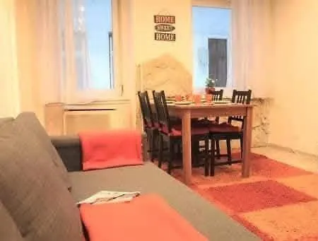 Sera's Place In My Lovely Appartement *